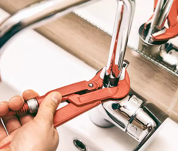 Expert Leak Repair Plumber in Des Plaines, IL